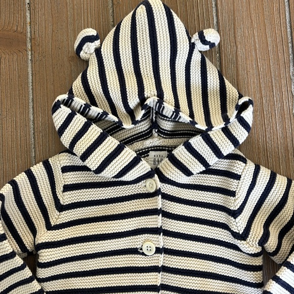 Baby Gap Navy Striped Cotton Button Up Sweater/Cardigan Size 6-12 months - Picture 4 of 8